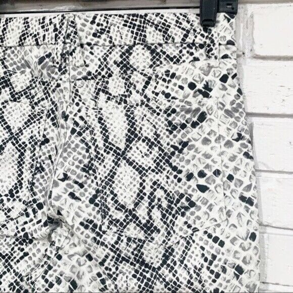 Good American Good Waist Skinny Jeans - Size 16 - Picture 10 of 11